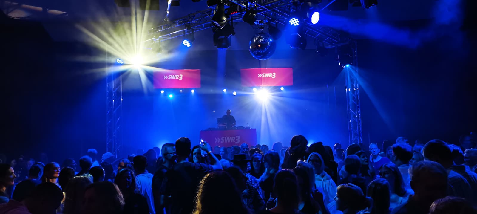 PHOTO-2025-10-11-22-20-18